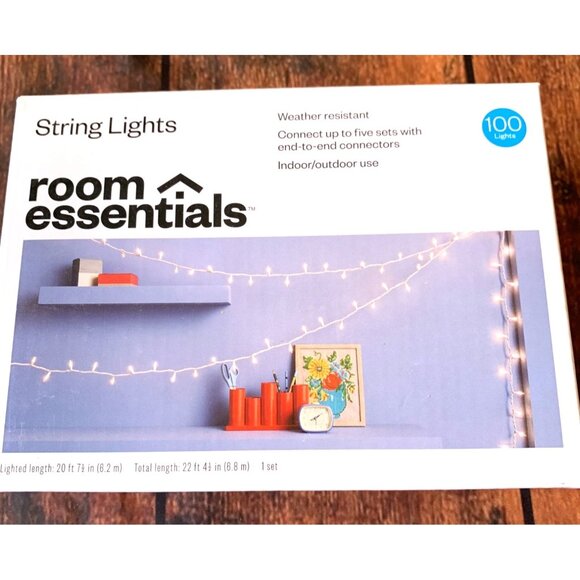 Room Essentials String Lights 100 Lights Indoor/Outdoor Weather Resistant Connec - Picture 1 of 3